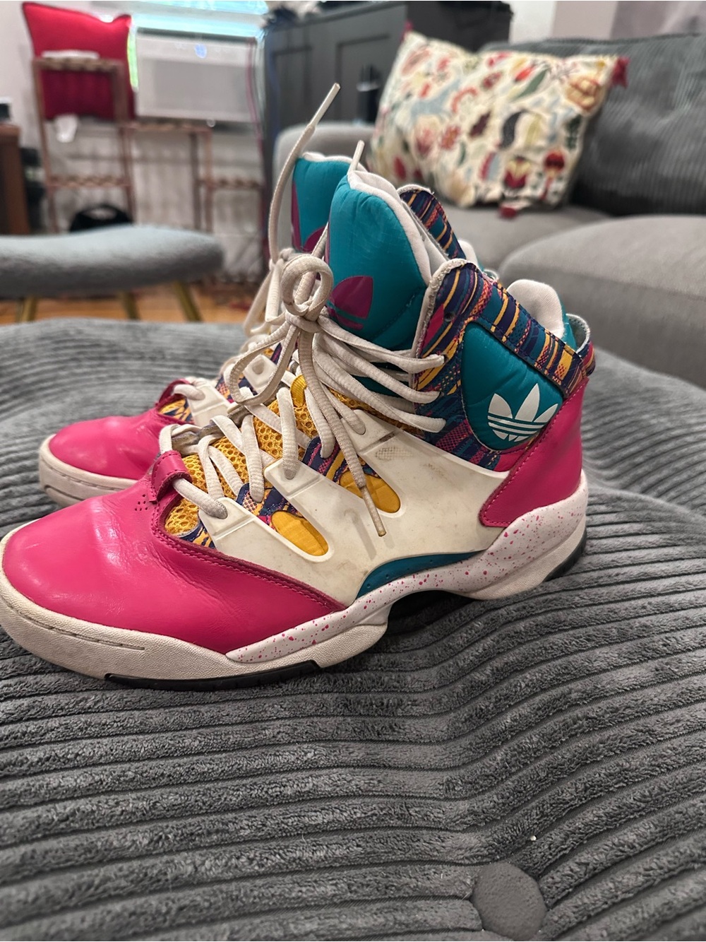 Adidas Vintage 90s Sneaker Women's Pink Teal Multi-Color High-Top Sneakers